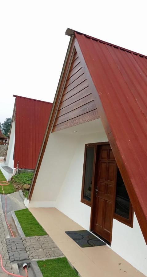 Joglo Kumpul Resort Cangkiran Exterior foto